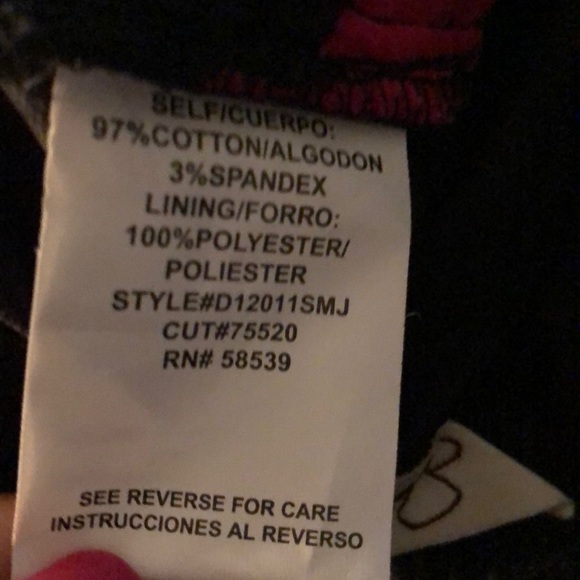 🌺Beautiful Halter top dress 🌺 - Picture 4 of 5